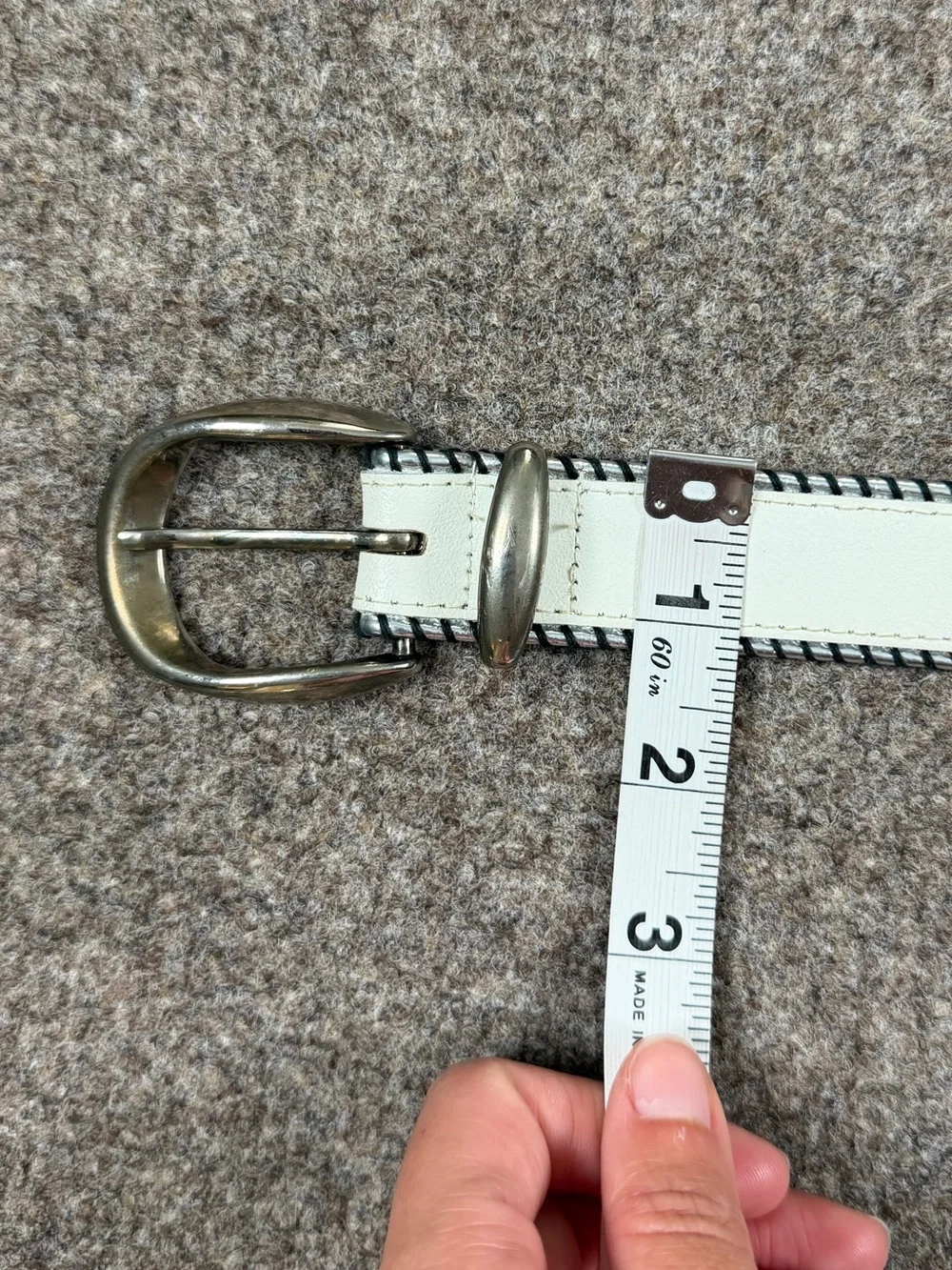 The‎ Limited White Leather Western Belt Women’s S Round Silver Buckle & Trim Y2K